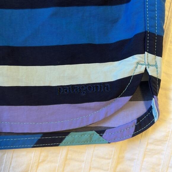 PATAGONIA Women's Wavefarer Boardshorts - Picture 3 of 6